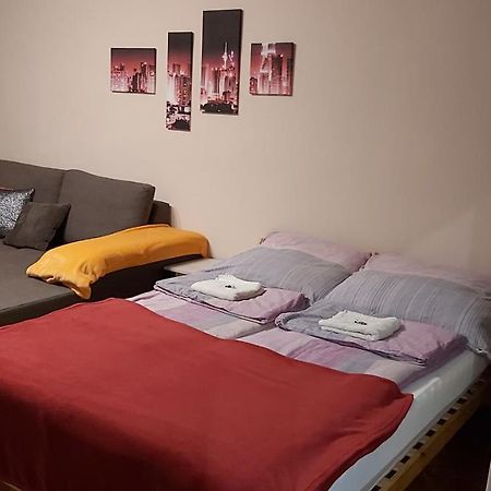 Tisza-Parti Napfeny Apartman セゲド エクステリア 写真