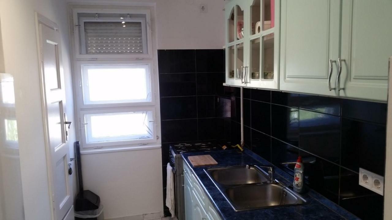 Tisza-Parti Napfeny Apartman セゲド エクステリア 写真